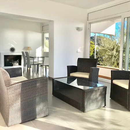 Chalet Doble Almadraba Holiday home Roses